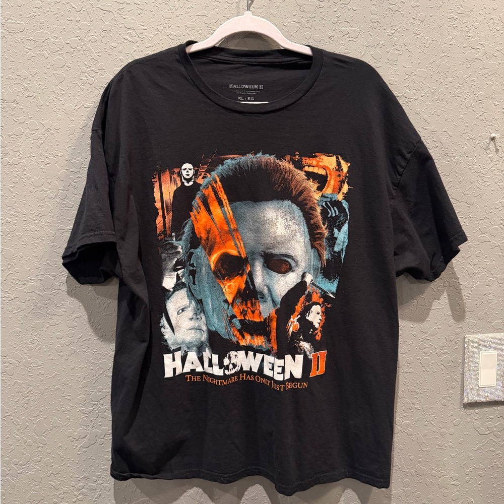 2 Halloween Graphic T-Shirt Bundle - Picture 5 of 7